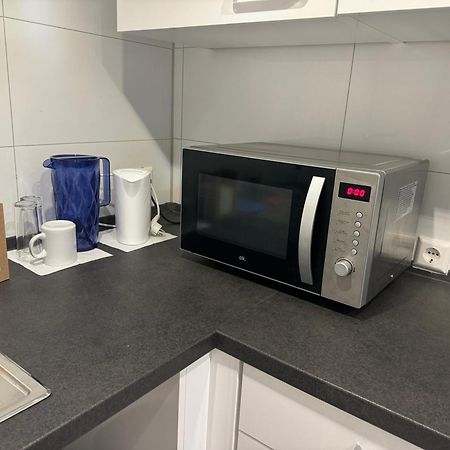 City Apartment Stadtwohnung Mit Kueche Und Netflix Nahe Bahnhof Sinsheim Esterno foto