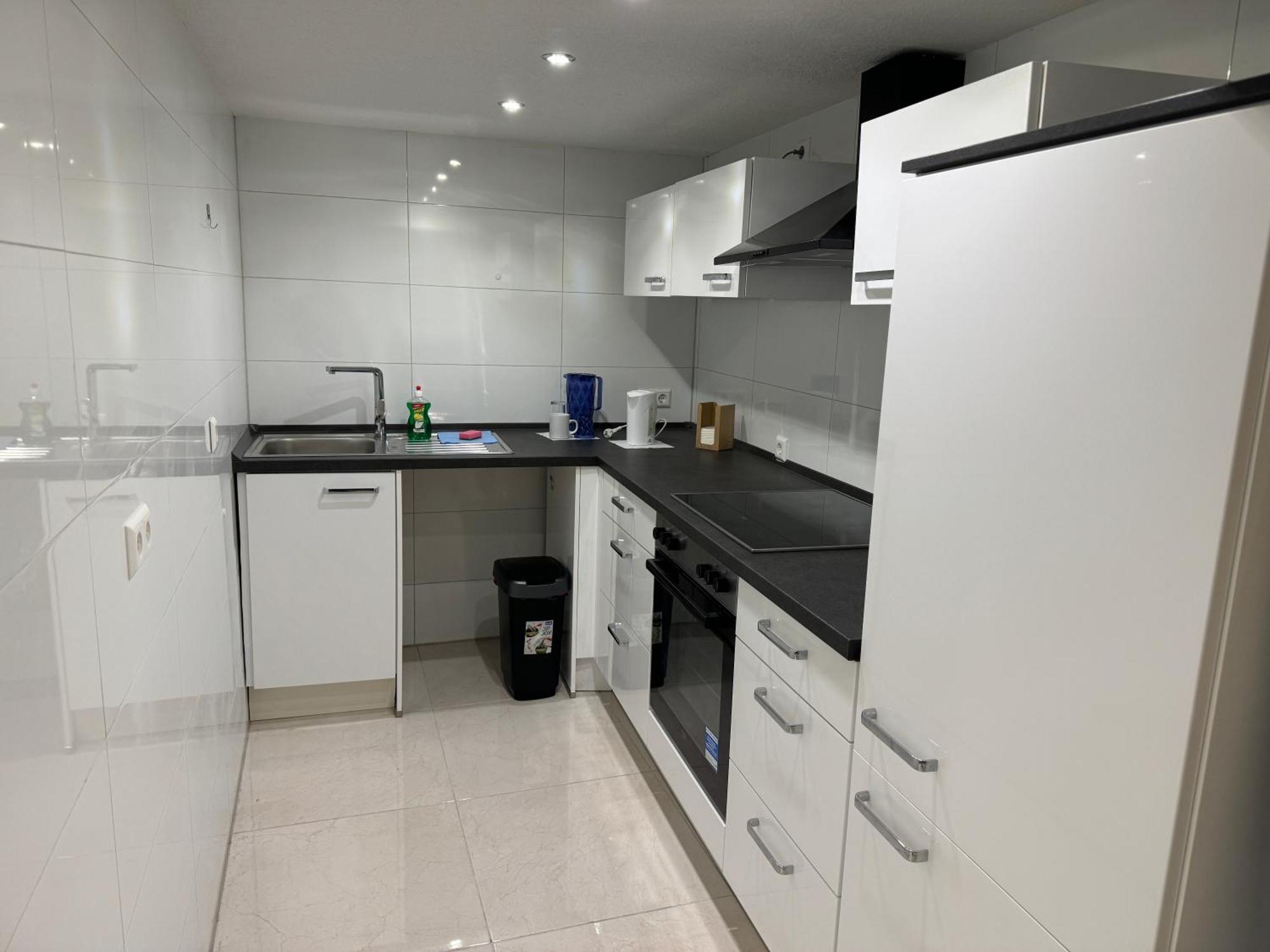 City Apartment Stadtwohnung Mit Kueche Und Netflix Nahe Bahnhof Sinsheim Esterno foto